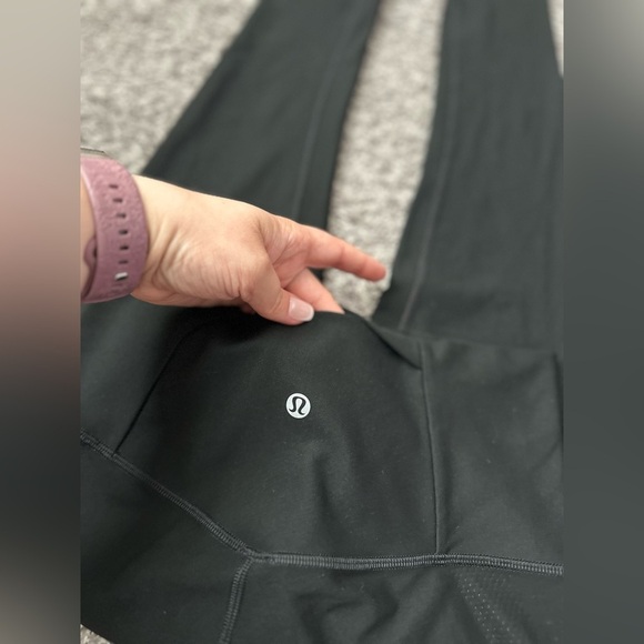 Women’s Lululemon Mapped Out High-Rise Tight
28" Size 6! NWOT - Picture 7 of 10